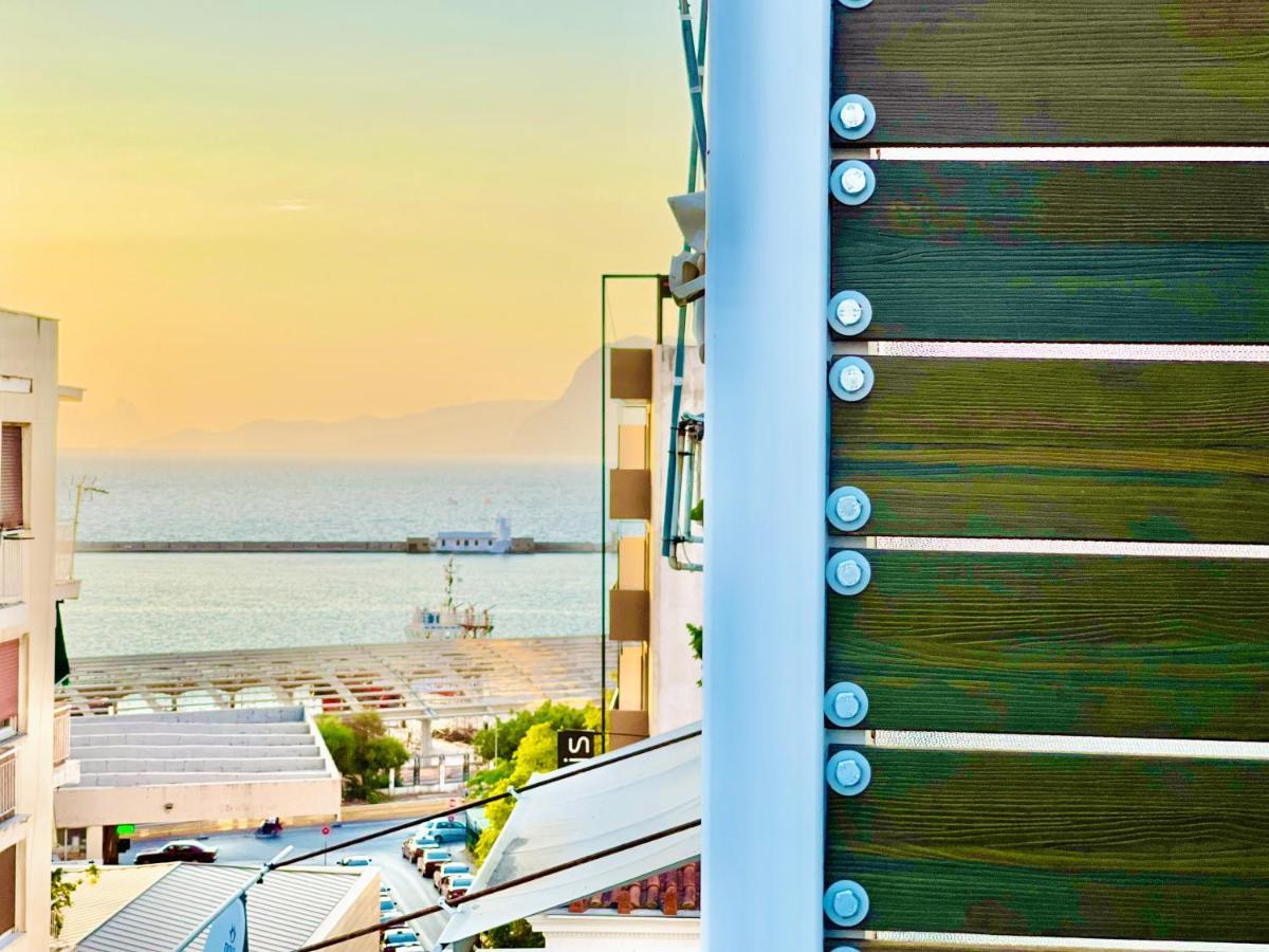 Retropolitan Living Patras Apartment ภายนอก รูปภาพ