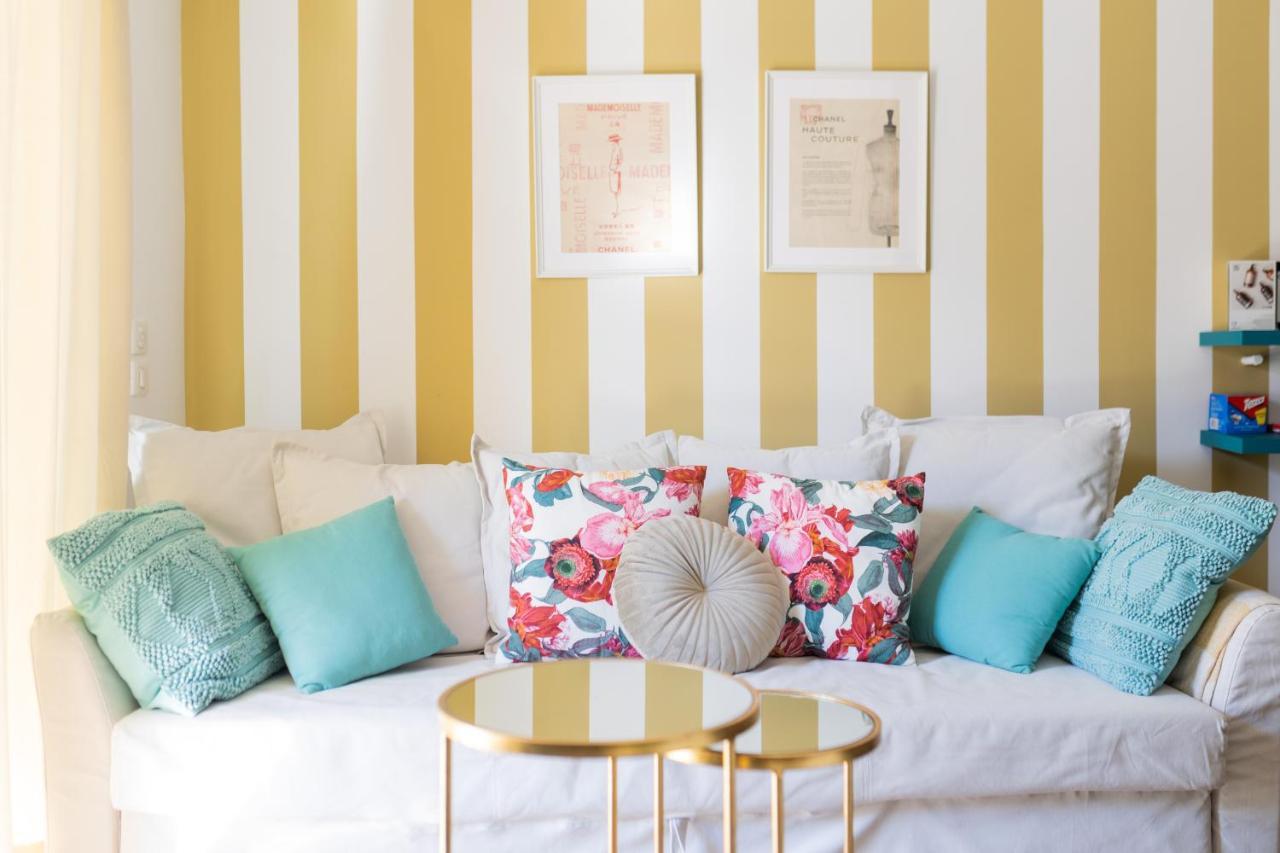 Retropolitan Living Patras Apartment ภายนอก รูปภาพ