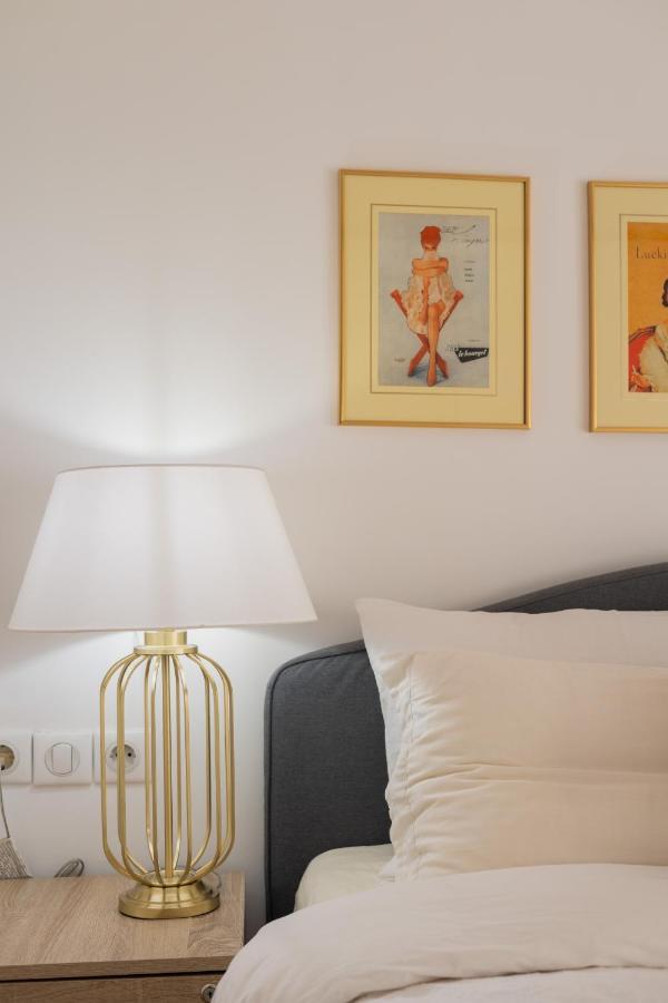 Retropolitan Living Patras Apartment ภายนอก รูปภาพ