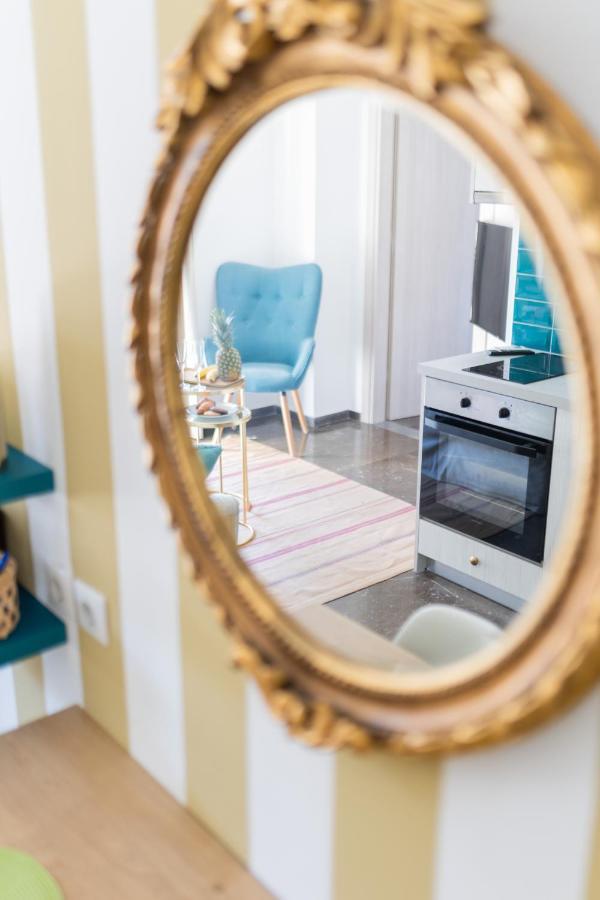 Retropolitan Living Patras Apartment ภายนอก รูปภาพ
